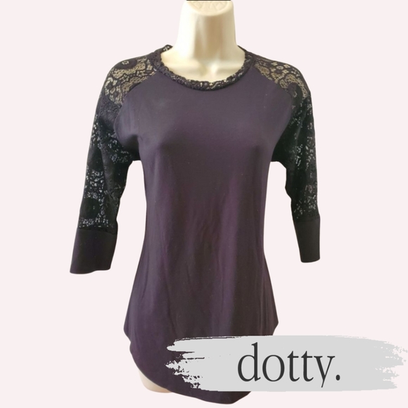 Dotty Black Lace Loose fitting Baseball Tee - Picture 1 of 6